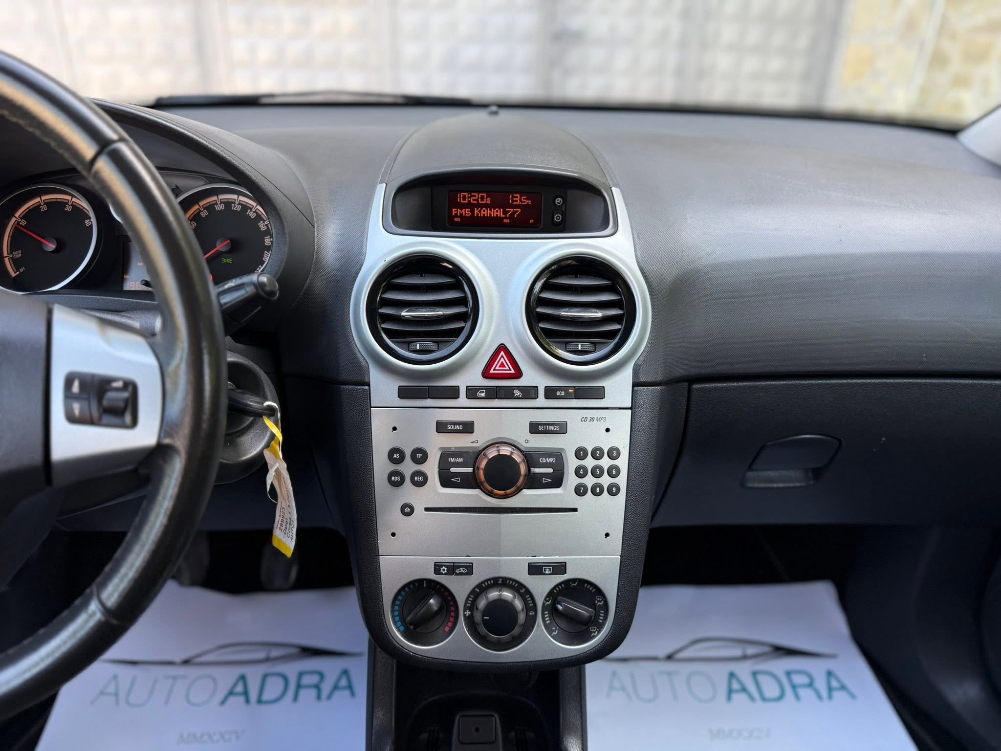 Слика 7 од Opel Corsa