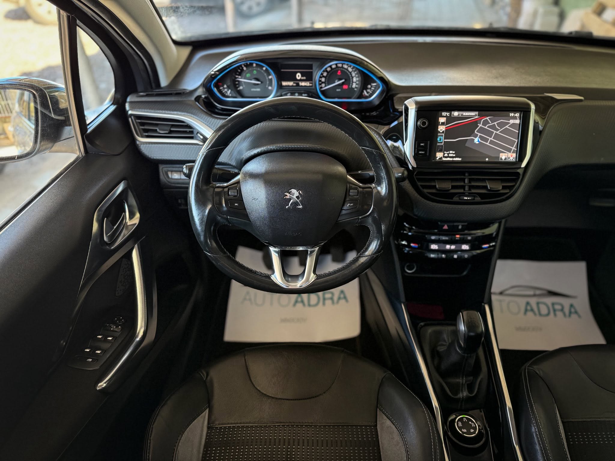 Слика 12 од PEUGEOT 2008