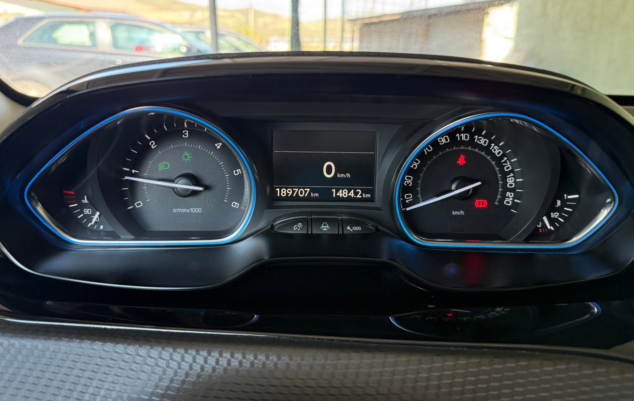 Слика 14 од PEUGEOT 2008