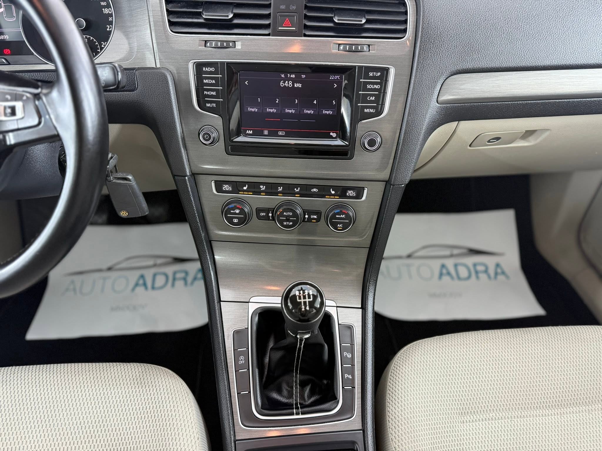 Слика 13 од VOLKSWAGEN GOLF 7