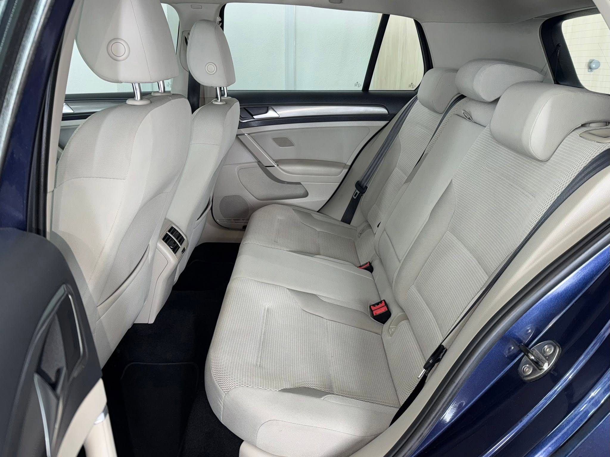 Слика 12 од VOLKSWAGEN GOLF 7