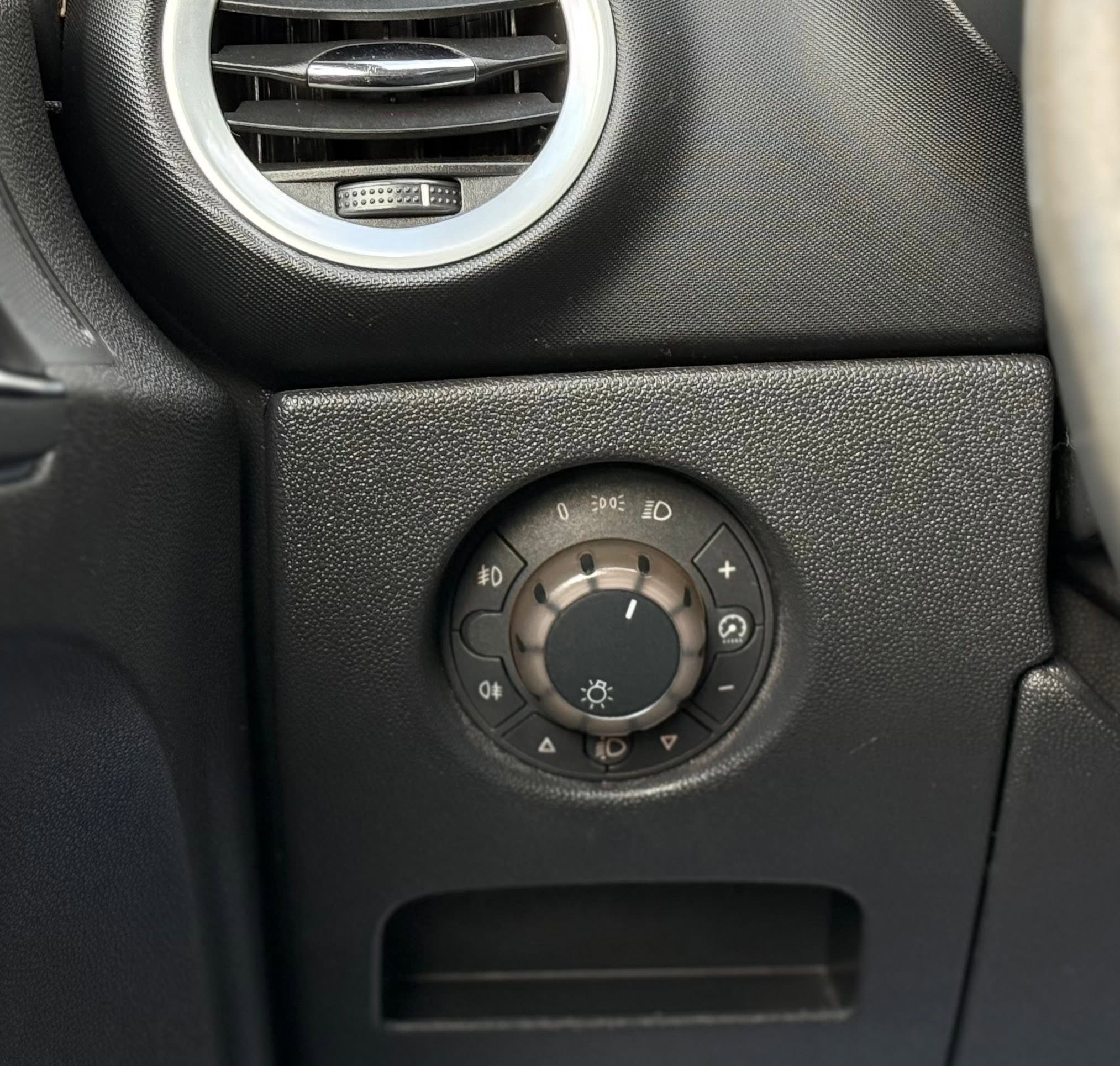 Слика 10 од OPEL CORSA
